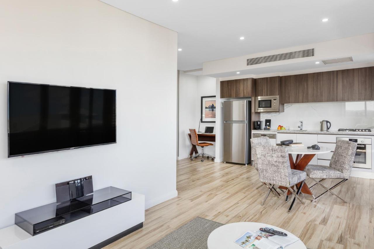 סידני Meriton Suites Church Street, Parramatta מראה חיצוני תמונה A typical apartment at the new residential college